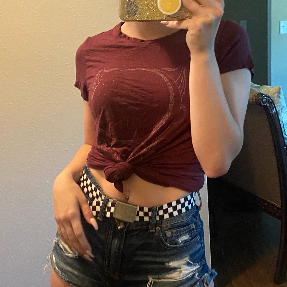 Maroon American Eagle Shirt